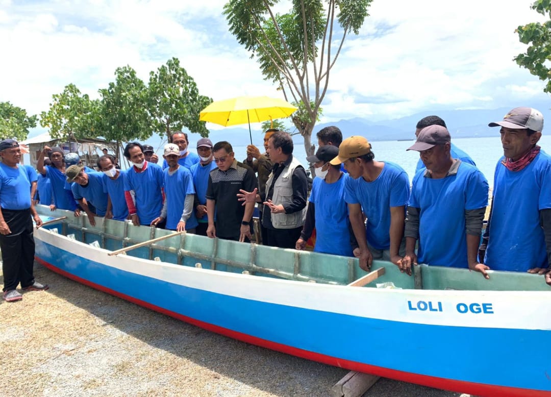 Pj Bupati Donggala : Keterampilan Pembuatan Perahu Fiberglass ini Pertama di Sulteng