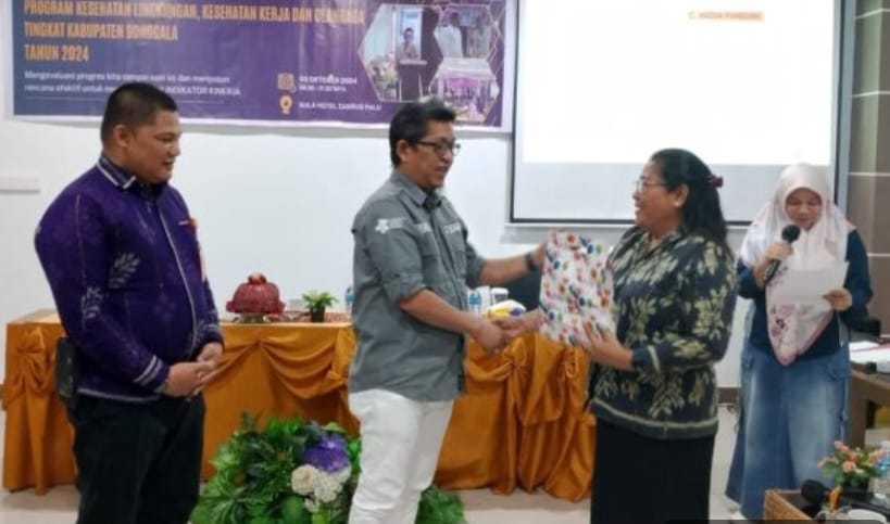Dinkes Donggala Gelar Monev Indikator Kinerja Program Kesling