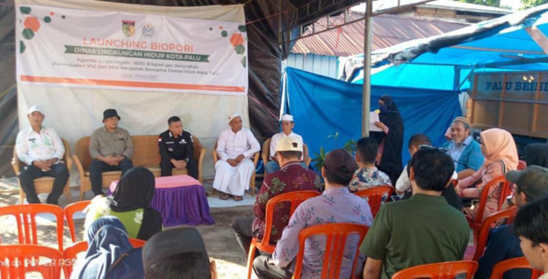 Wali Kota Palu melaunching Program Biopori 1000 unit Perkelurahan