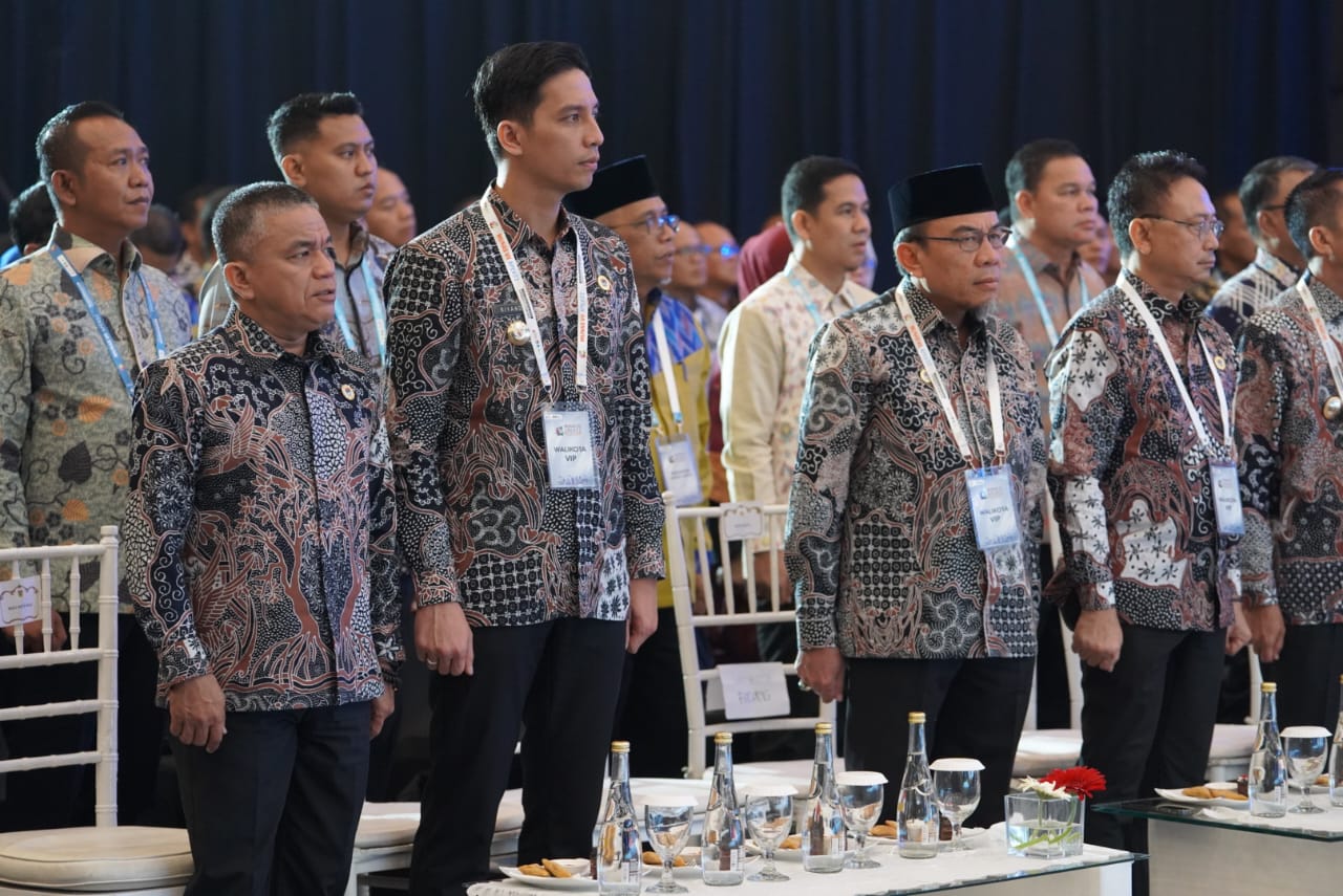 Wali Kota Palu Ikuti Munas Ke VII Apeksi 2025 di Surabaya