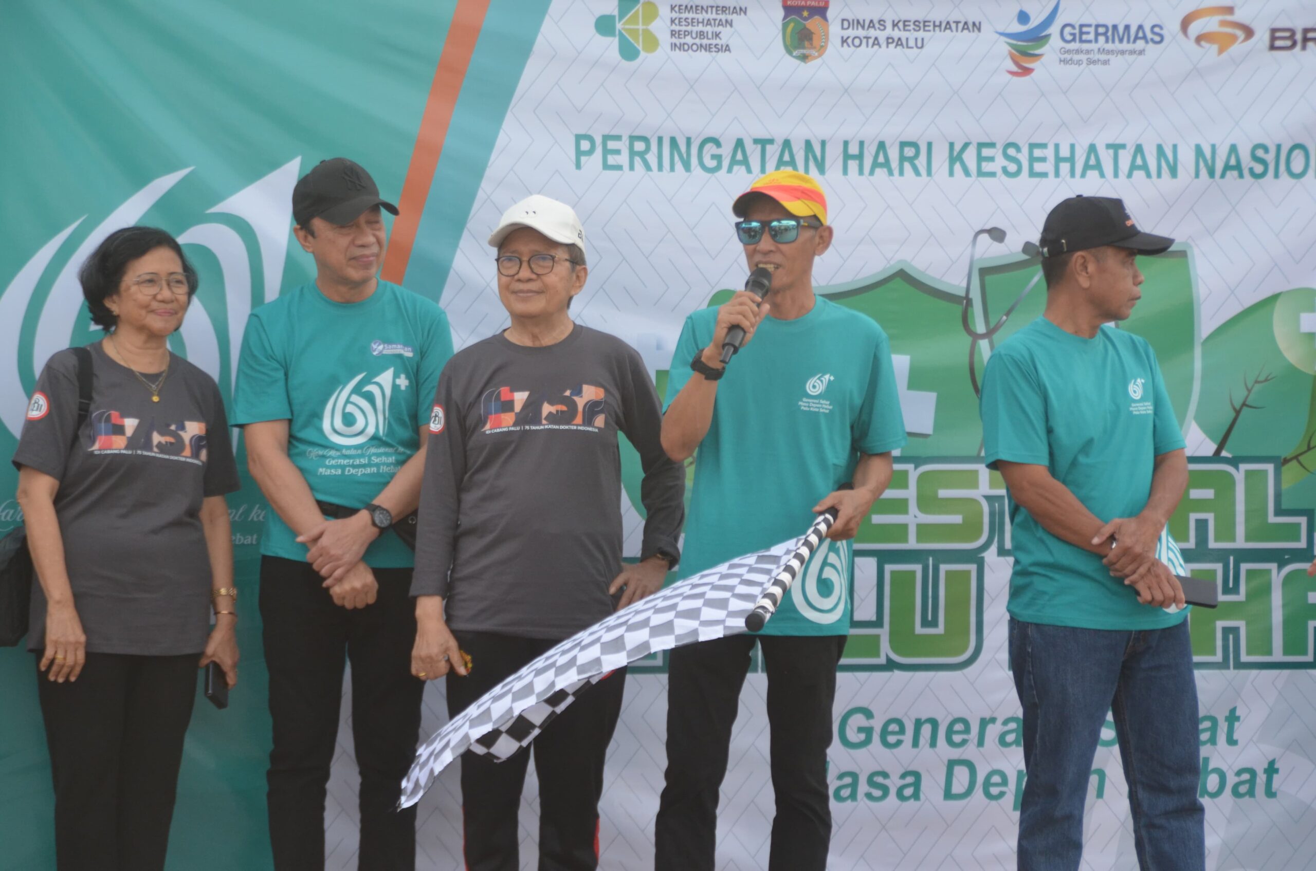 Fun Walk Semarakkan Peringatan HKN ke 61 di Palu