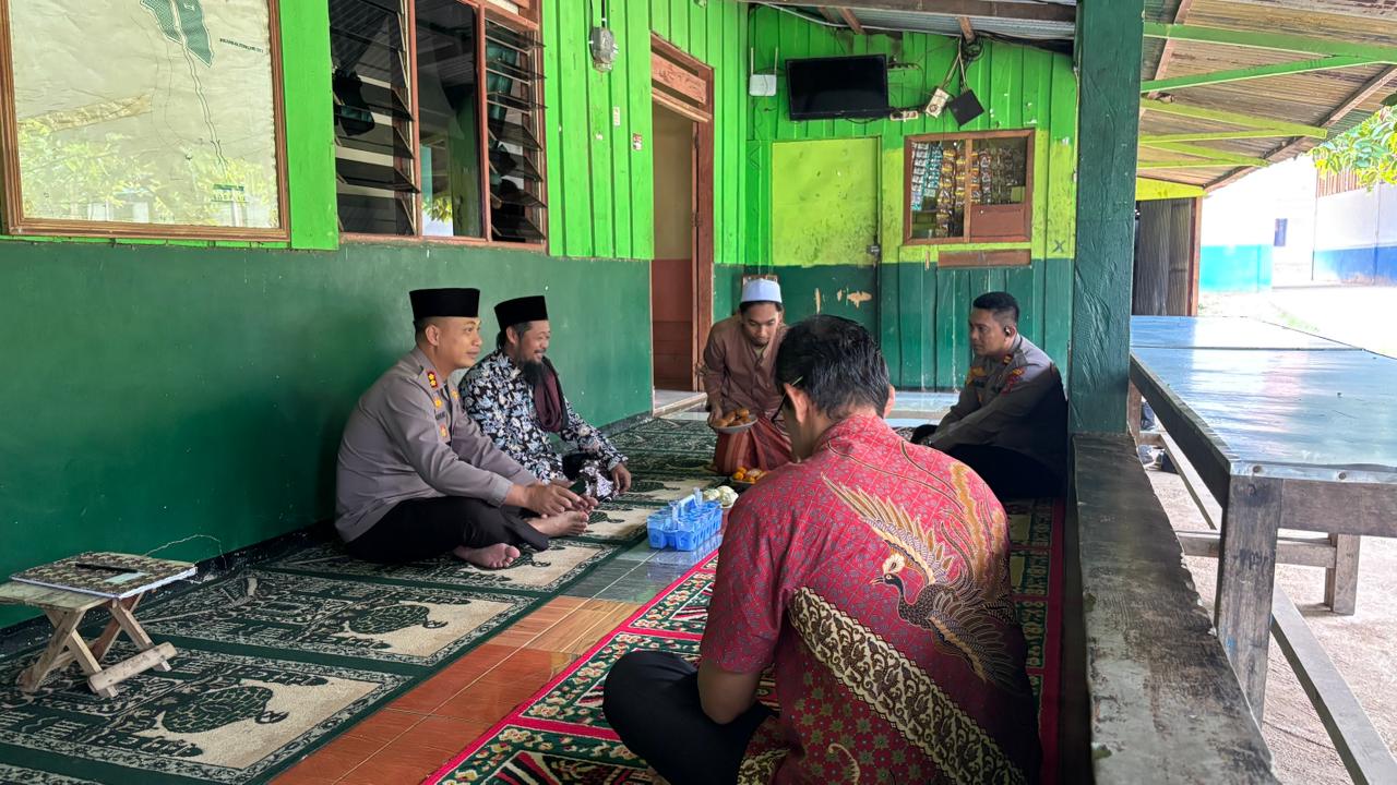 Kapolres Tolitoli Lakukan Kunjungan Silaturrahmi ke Pondok Pesantren