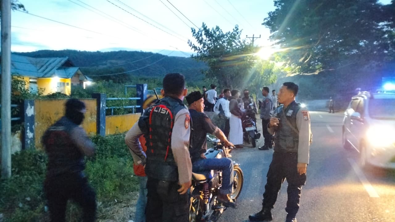 AMANKAN BULAN SUCI RAMADHAN, POLRES SIGI GELAR PATROLI SUBUH.